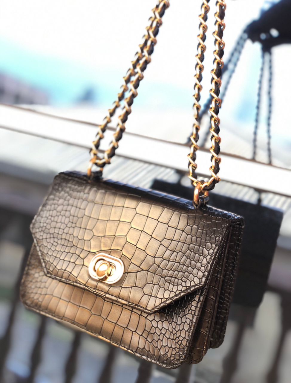 Casual Bucket Bag Design