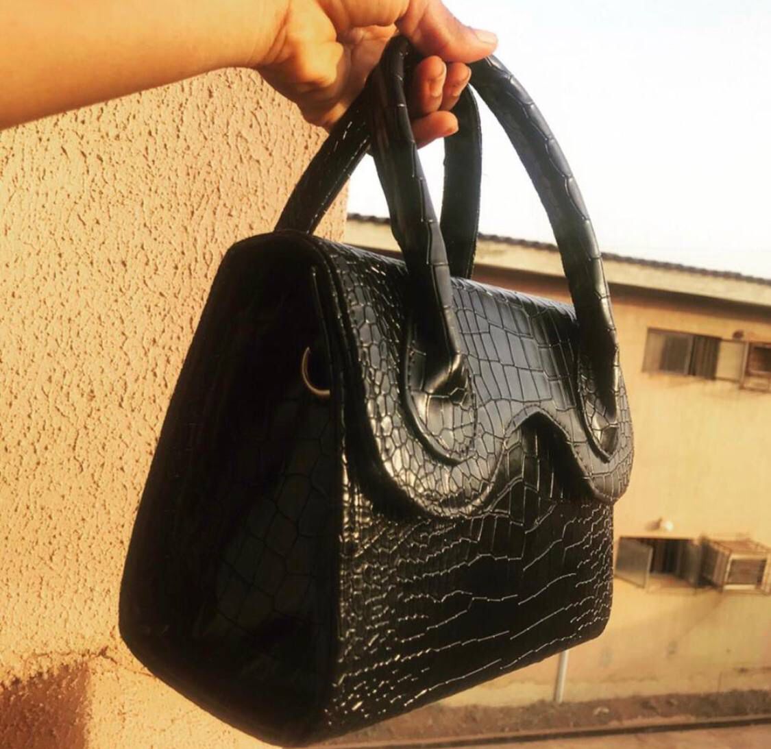 Chic Mini Bag Design